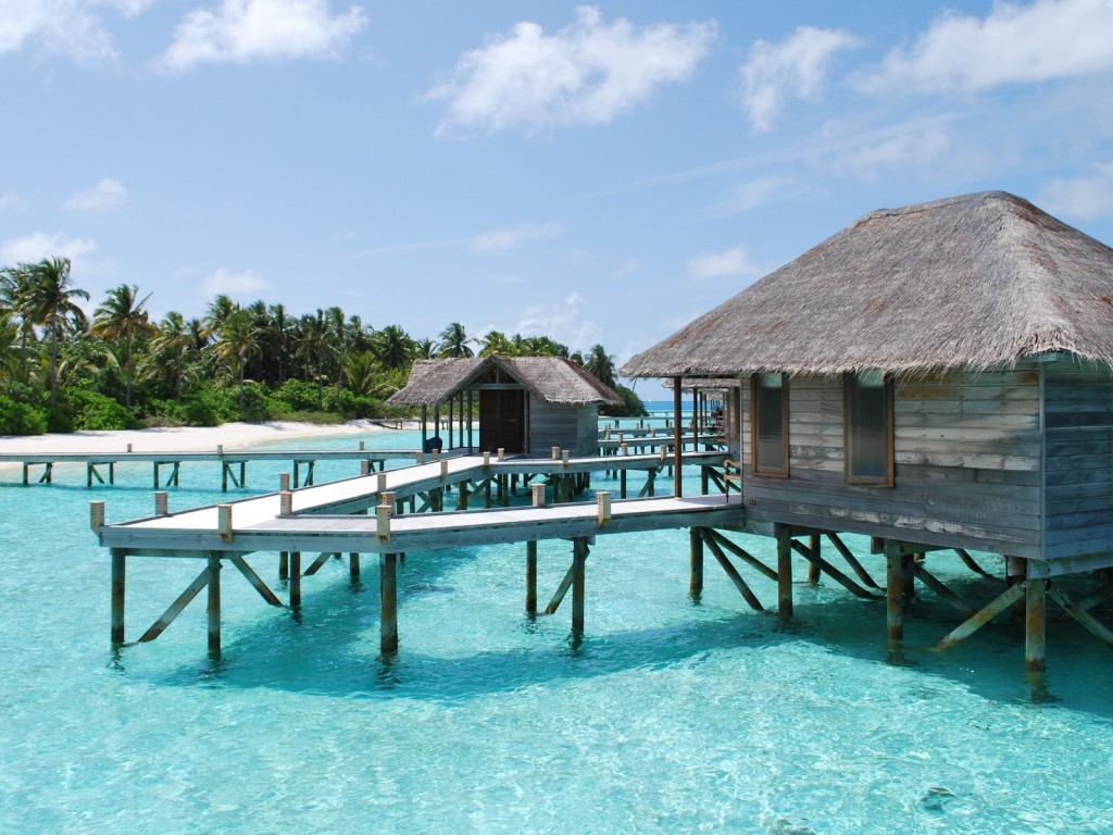250_size_1600x1200_maldives-bungalows-2560-1600-5723